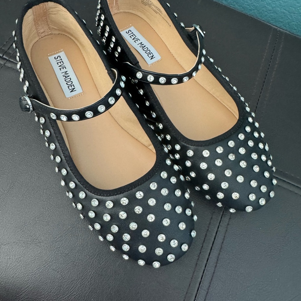 Steve Madden Black Dress Shoes with Sparkling Accents